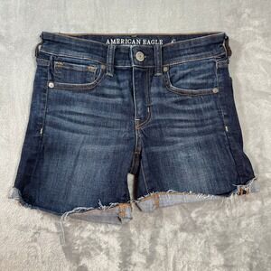 American Eagle Shorts Womens 6 Midi Dark Wash Raw Hem Denim Stretch Cutoff